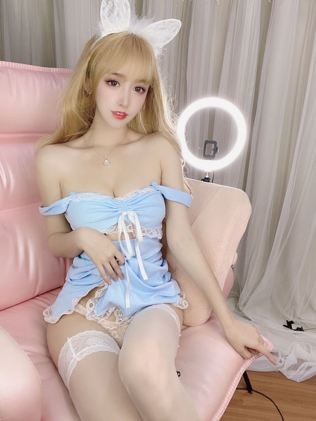 [网红COSER]斗鱼米线线sama–蕾丝连衣裙写真集美图插图5